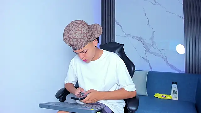 ThiagoCollin online show from 09.08.25