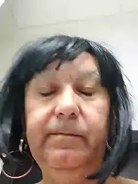 Snapshot of Emily_de_Carla chatting on 04.23.26 Emily de Carla online show from 04.23.26