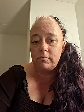 Snapshot of LummerAnja1 chatting on 02.14.26 LummerAnja1 online show from 02.14.26