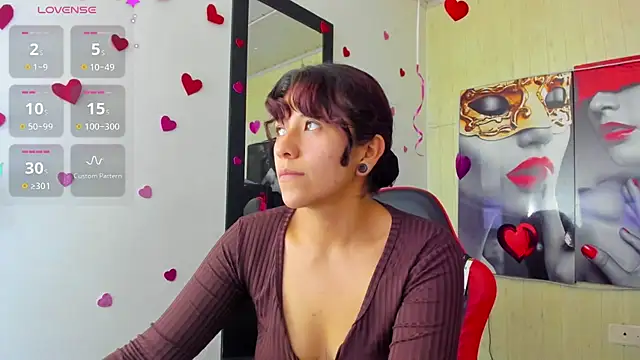 Raven Rouge  online show from 03.17.26