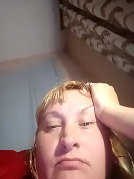 XHelenaX90 online show from 11.10.25