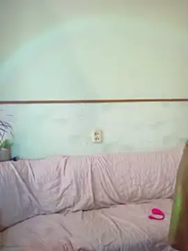 XHelenaX90 online show from 02.20.26