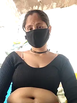 Snapshot of Hot-ilaiy chatting on 11.27.25 Hot-ilaiy online show from 11.27.25