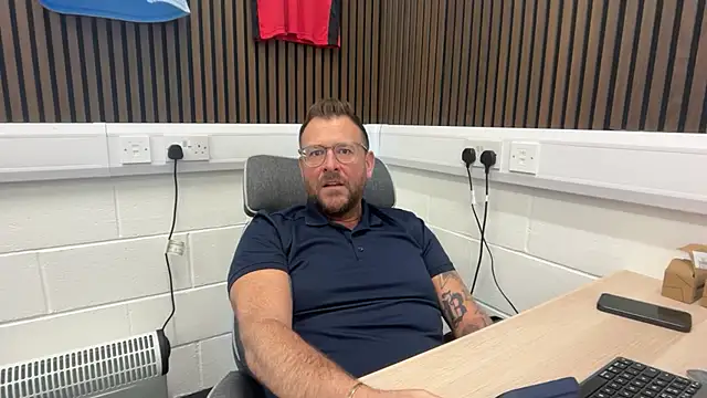 Snapshot of bilf1978 chatting on 02.17.26 bilf1978 online show from 02.17.26