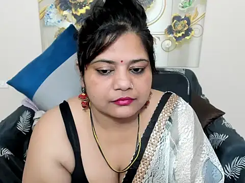 Snapshot of misssoniya3 chatting on 06.27.26 misssoniya3 online show from 06.27.26