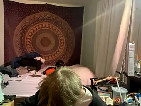 XanderOzzz online show from 11.04.25