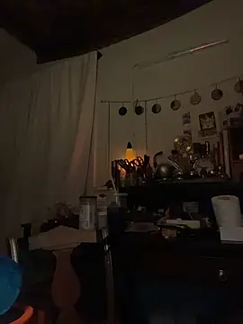 XanderOzzz online show from 11.20.25