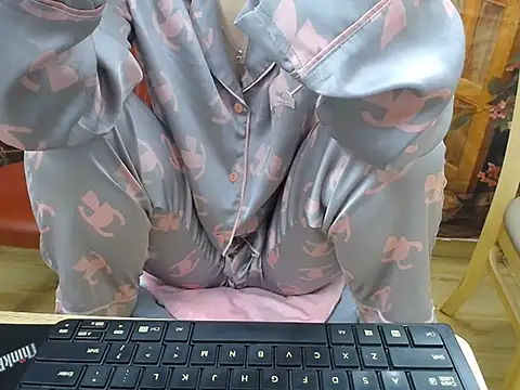 Lamoon 2k online show from 10.24.25