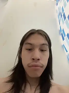 Snapshot of heytherepeoples717 chatting on 02.16.26 heytherepeoples717 online show from 02.16.26