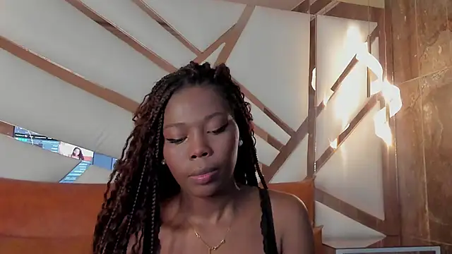 Snapshot of AbbieCyruz chatting on 11.06.25 AbbieCyruz online show from 11.06.25