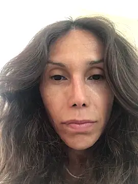 Snapshot of sundayvalen21 chatting on 09.18.25 sundayvalen21 online show from 09.18.25