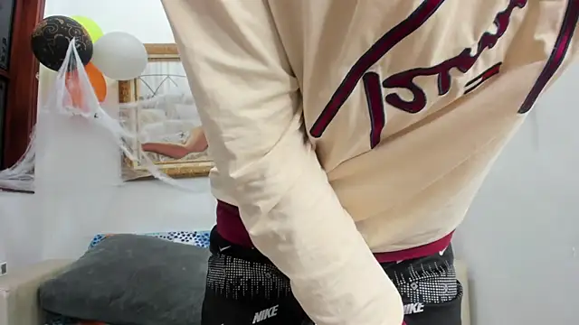 Felipe Cold online show from 10.27.25