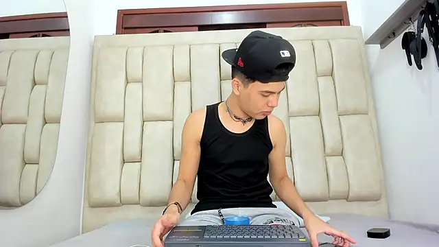 Felipe Cold online show from 11.20.25