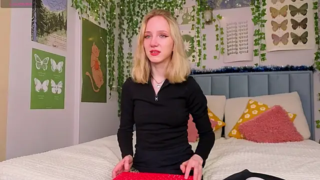 EmmaNovak online show from 01.09.26