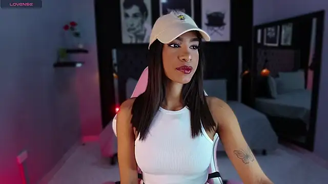 Snapshot of kitty_collins_ chatting on 01.15.26 kitty collins online show from 01.15.26