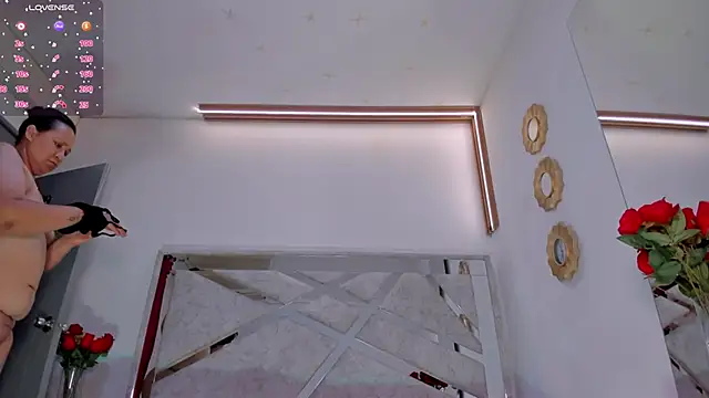 ThiccyLexxy online show from 11.06.25