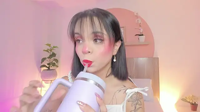 Clara Luu online show from 05.07.26