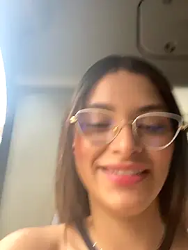 Hannacooper3 online show from 11.18.25