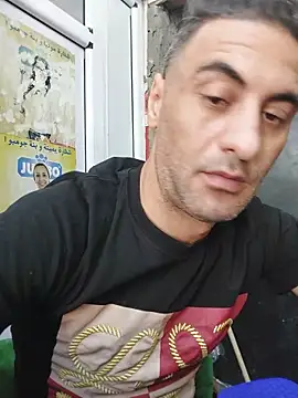 Snapshot of Mahdidido45 chatting on 06.15.26 Mahdidido45 online show from 06.15.26
