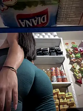 AlanaRouss online show from 10.16.25