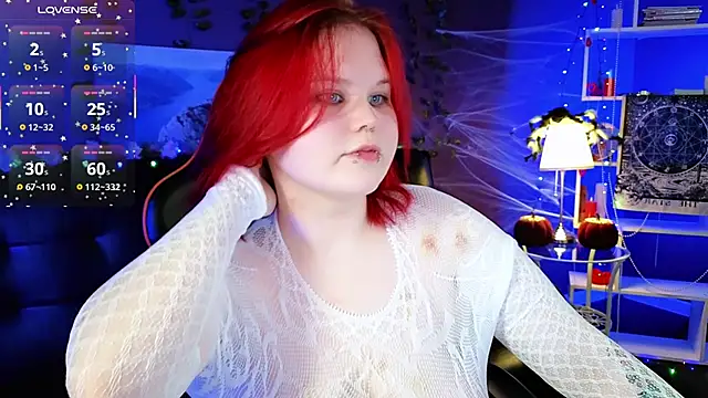 fillisfox  online show from 10.29.25