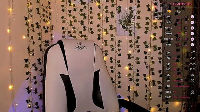 Snapshot of AnyaTaylor_ chatting on 02.16.26 AnyaTaylor online show from 02.16.26