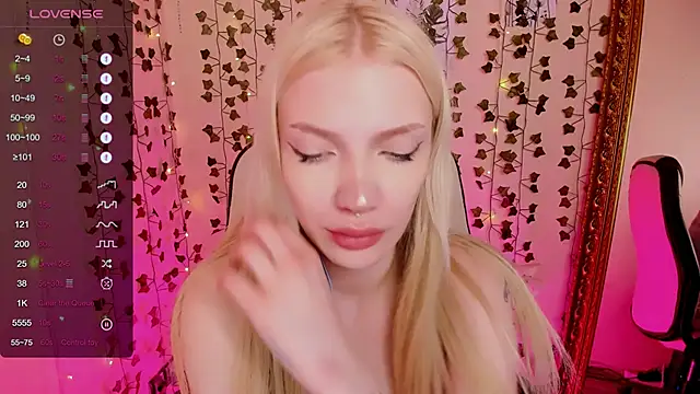 Snapshot of AnyaTaylor_ chatting on 02.21.26 AnyaTaylor online show from 02.21.26