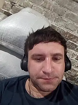 Snapshot of Ivandovxxxl_1010 chatting on 02.28.26 Ivandovxxxl 1010 online show from 02.28.26