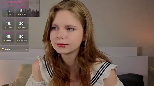 Snapshot of JulietteRain chatting on 07.17.26 JulietteRain online show from 07.17.26