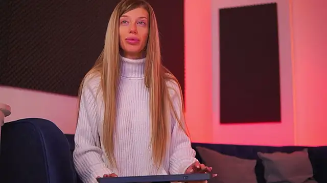 EllieRedd online show from 01.08.26