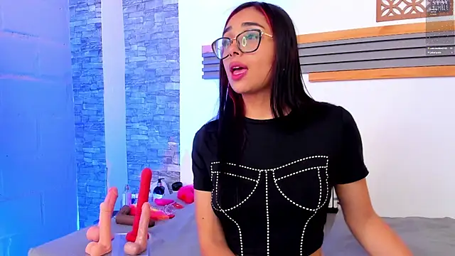 Snapshot of Sarita__love chatting on 01.08.26 Sarita love online show from 01.08.26