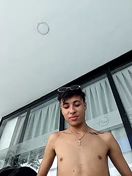 AmadeoDesanti online show from 10.18.25
