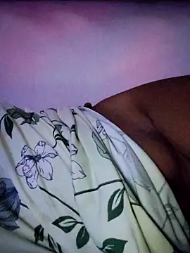 Snapshot of sweet_jasmin1 chatting on 09.23.25 sweet jasmin1 online show from 09.23.25