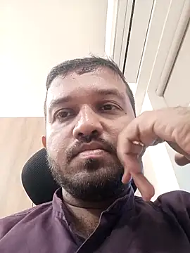 Snapshot of VJ17 chatting on 04.14.26 VJ17 online show from 04.14.26