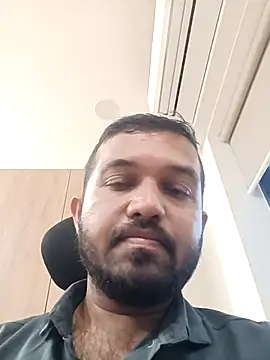 Snapshot of VJ17 chatting on 04.23.26 VJ17 online show from 04.23.26