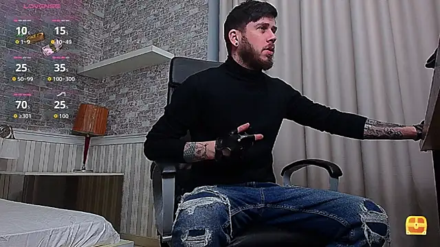 Snapshot of JonahShaw chatting on 02.07.26 JonahShaw online show from 02.07.26