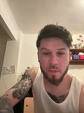 Snapshot of JonahShaw chatting on 02.24.26 JonahShaw online show from 02.24.26