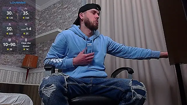 Snapshot of JonahShaw chatting on 02.28.26 JonahShaw online show from 02.28.26