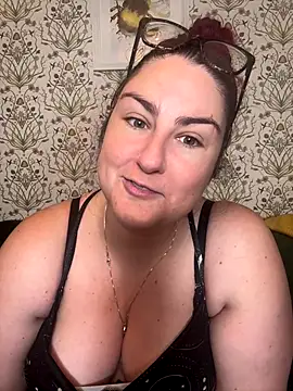 Lacey-BBW online show from 10.13.25