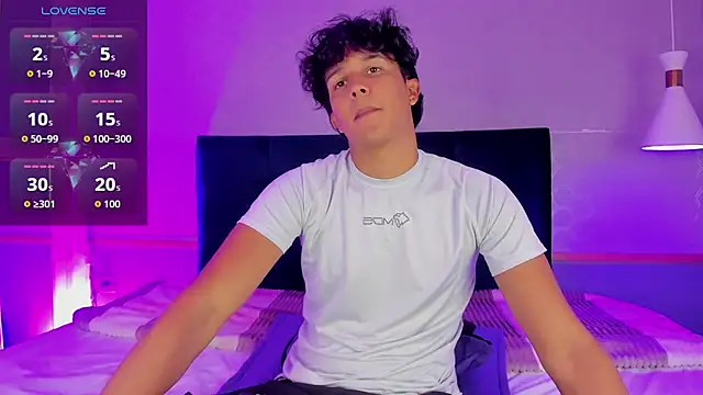 Leo Savage  online show from 09.09.25