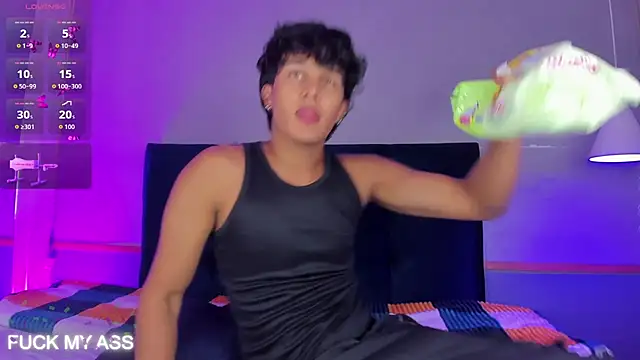 Leo Savage  online show from 09.14.25