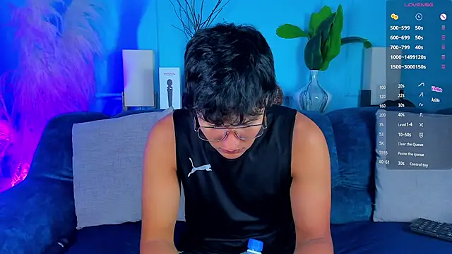 Snapshot of Leo_Savage_ chatting on 01.17.26 Leo Savage online show from 01.17.26