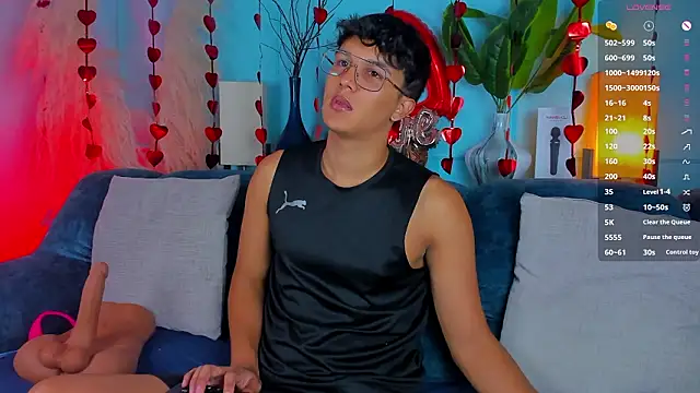 Snapshot of Leo_Savage_ chatting on 02.03.26 Leo Savage online show from 02.03.26