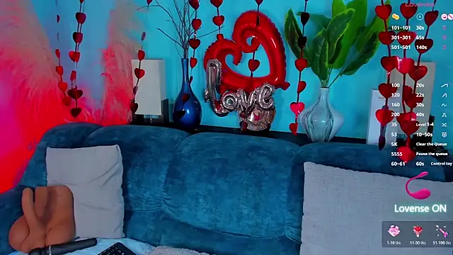 Snapshot of Leo_Savage_ chatting on 02.10.26 Leo Savage online show from 02.10.26