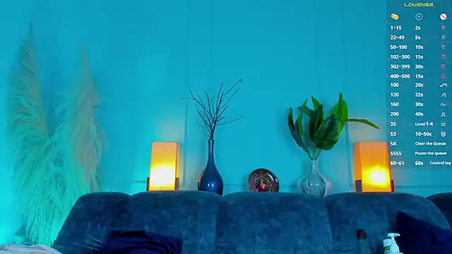 Snapshot of Leo_Savage_ chatting on 02.23.26 Leo Savage online show from 02.23.26