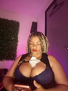 Eva Luxei online show from 11.29.25