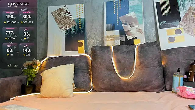 SlyFoxTales  online show from 11.28.25