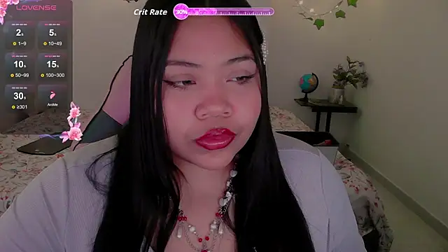 Snapshot of Juicy_elenxx chatting on 09.17.25 Juicy elenxx online show from 09.17.25