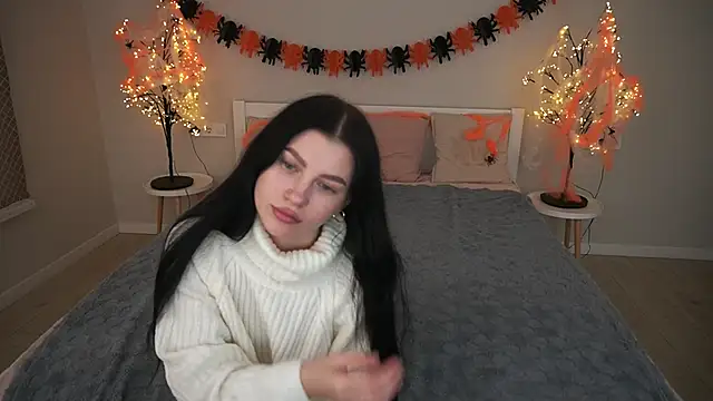 SkyBri i online show from 10.28.25