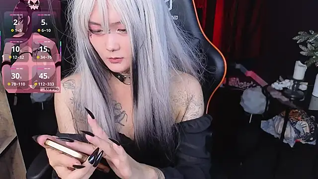 GothXRaven online show from 09.18.25